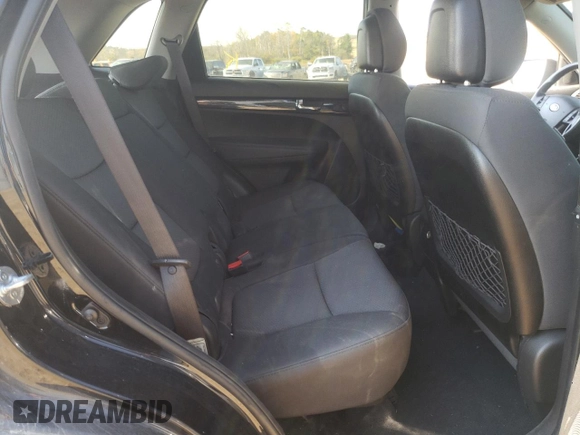 2012 Kia Sorento LX with VIN 5XYKTDA2XCG195661, listed as a Copart auction lot 46891985 with 0 mi miles and Non Repairable. Bid and sale history available at carsss.com. Image 6.