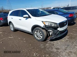 2016 Kia Sorento LX with VIN 5XYPG4A5XGG133607, listed as a IAAI auction lot 41698672 with 150,183 mi miles. Bid and sale history available at carsss.com. Image 1.