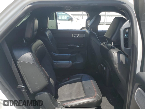 2022 Ford Explorer ST-Line с VIN 1FMSK7KH3NGC15493, выставлен на аукционе Copart как лот 59042035 с пробегом 32 965 миль миль и Списание • Salvage title. История ставок и продаж доступна на DreamBid. Изображение 11.