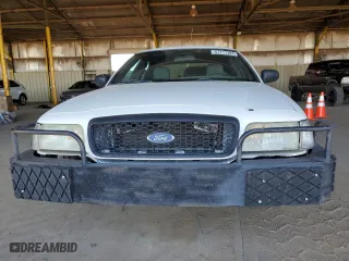 2010 Ford Police Interceptor with VIN 2FABP7BV0AX142301, listed as a Copart auction lot 67711184 with 27,960 mi miles and Salvage Title. Bid and sale history available at carsss.com. Image 5.