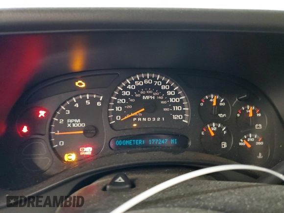 2006 GMC Sierra 1500 SLE1 z VIN 2GTEK13T861139933, wystawiony jako Copart lot #61262555 z przebiegiem 177 247 mil mil oraz Czysty tytuł • Clean title. Historia ofert i sprzedaży dostępna na DreamBid. Obrazek 9.
