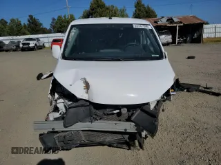 2018 Nissan NV200 SV z VIN 3N6CM0KNXJK700111, wystawiony jako Copart lot #53747595 z przebiegiem Nie podano mil oraz Szkoda całkowita • Salvage title. Historia ofert i sprzedaży dostępna na DreamBid. Obrazek 5.