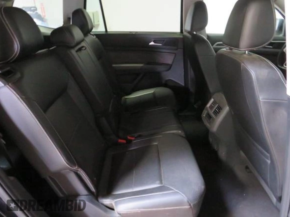 2021 Volkswagen Atlas SE z VIN 1V2WR2CA7MC547303, wystawiony jako Copart lot #58847065 z przebiegiem 81 035 mil mil oraz Szkoda całkowita • Salvage title. Historia ofert i sprzedaży dostępna na DreamBid. Obrazek 6.