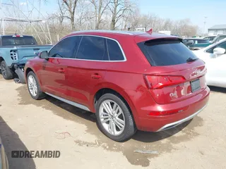 2018 Audi Q5 Premium Plus with VIN WA1BNAFYXJ2077049, listed as a IAAI auction lot 41908063 with 106,215 mi miles. Bid and sale history available at carsss.com. Image 3.