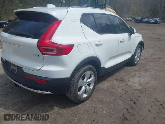 2020 Volvo XC40 Momentum с VIN YV4162UK7L2336776, выставлен на аукционе IAAI как лот 42179230 с пробегом 78 916 миль миль и . История ставок и продаж доступна на DreamBid. Изображение 4.
