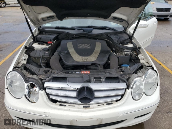 2008 Mercedes-Benz CLK 350 with VIN WDBTK56G88F234161, listed as a Copart auction lot 61867195 with 247,175 mi miles and Salvage title. Bid and sale history available at DreamBid. Image 11.