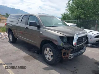 2007 Toyota Tundra SR5 с VIN 5TFBT54147X007924, выставлен на аукционе IAAI как лот 42505260 с пробегом 152 852 миль миль и . История ставок и продаж доступна на DreamBid. Изображение 1.