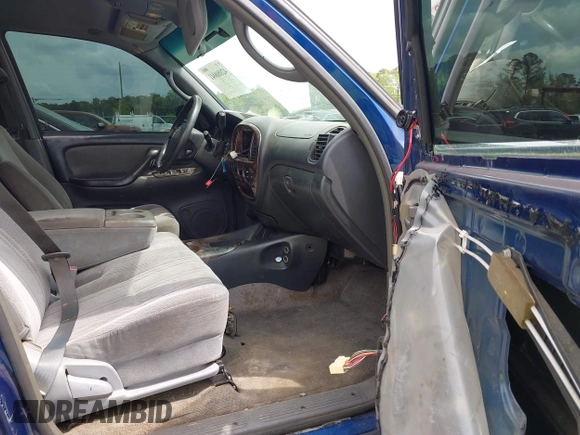 2006 Toyota Tundra SR5 with VIN 5TBET34146S558014, listed as a IAAI auction lot 42080041 with 269,503 mi miles. Bid and sale history available at carsss.com. Image 5.