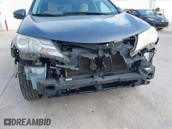2013 Toyota RAV4 XLE with VIN 2T3RFREV7DW113833, listed as a IAAI auction lot 41545018 with 189,080 mi miles. Bid and sale history available at carsss.com. Image 6.