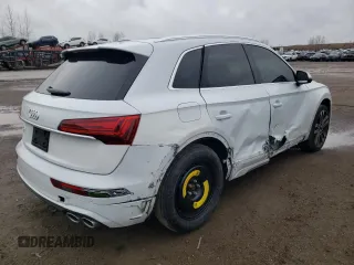 2022 Audi SQ5 Premium with VIN WA1A4AFY1N2134582, listed as a Copart auction lot 82101634 with 36,239 mi miles and Salvage Title. Bid and sale history available at DreamBid. Image 3.