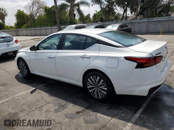 2025 Nissan Altima SV with VIN 1N4BL4DV8SN374929, listed as a Copart auction lot 54321715 with 3,562 mi miles and Salvage Title. Bid and sale history available at DreamBid. Image 2.