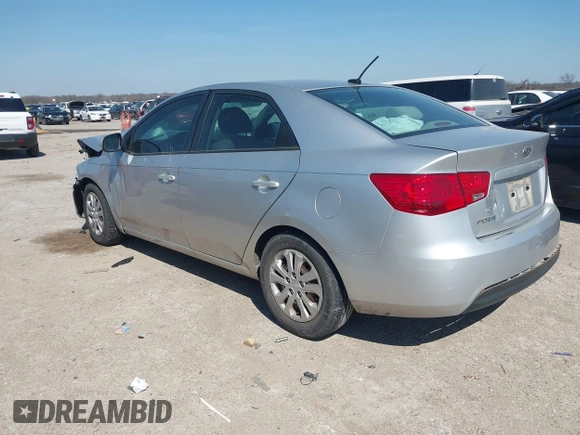 2011 Kia Forte LX with VIN KNAFT4A22B5887953, listed as a IAAI auction lot 41661816 with 1 mi miles. Bid and sale history available at carsss.com. Image 3.