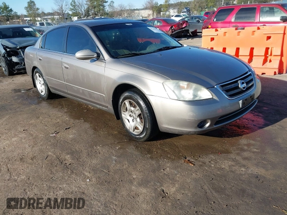 2004 Nissan Altima S with VIN 1N4AL11D24C102557, listed as a IAAI auction lot 41663563 with 151,144 mi miles. Bid and sale history available at carsss.com. Image 1.