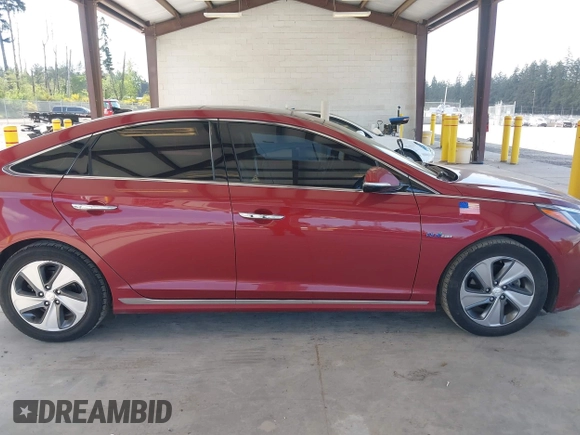 2017 Hyundai Sonata Limited with VIN KMHE34L38HA064461, listed as a IAAI auction lot 42160640 with 98,771 mi miles and . Bid and sale history available at DreamBid. Image 14.
