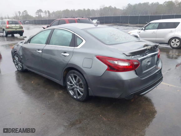 2018 Nissan Altima 2.5 SL with VIN 1N4AL3AP7JC261043, listed as a IAAI auction lot 41508905 with 186,507 mi miles. Bid and sale history available at carsss.com. Image 3.