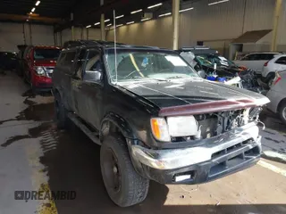 1999 Nissan Frontier XE z VIN 1N6ED26Y9XC343446, wystawiony jako IAAI lot #41609051 z przebiegiem 181 115 mil mil oraz . Historia ofert i sprzedaży dostępna na DreamBid. Obrazek 1.