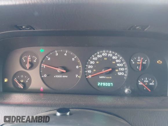 2000 Jeep Grand Cherokee Laredo z VIN 1J4GW48S4YC299149, wystawiony jako IAAI lot #42347792 z przebiegiem 229 007 mil mil oraz . Historia ofert i sprzedaży dostępna na DreamBid. Obrazek 7.