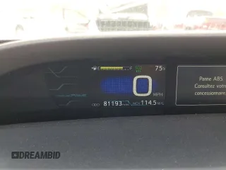 2017 Toyota Prius Plus z VIN JTDKARFP8H3049875, wystawiony jako Copart lot #54362185 z przebiegiem 81 193 mil mil oraz Szkoda całkowita • Salvage title. Historia ofert i sprzedaży dostępna na DreamBid. Obrazek 9.