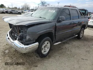 2004 Chevrolet Avalanche with VIN 3GNEC12T74G136869, listed as a Copart auction lot 50384405 with 181,524 mi miles and Salvage Title. Bid and sale history available at carsss.com. Image 1.