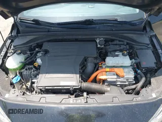 2018 Hyundai Ioniq Limited with VIN KMHC75LD3JU075401, listed as a IAAI auction lot 42397906 with 151,017 mi miles and . Bid and sale history available at DreamBid. Image 10.