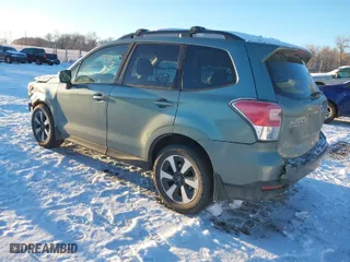 2018 Subaru Forester Premium with VIN JF2SJAEC7JH616233, listed as a IAAI auction lot 41232622 with 197,652 mi miles. Bid and sale history available at carsss.com. Image 3.