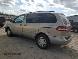 2002 Toyota Sienna LE with VIN 4T3ZF13C12U473762, listed as a Copart auction lot 79647244 with 289,344 mi miles and Salvage Title. Bid and sale history available at carsss.com. Image 2.