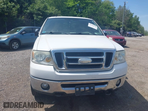 2008 Ford F-150 XLT z VIN 1FTPW14508FA78103, wystawiony jako IAAI lot #42240579 z przebiegiem 159 336 mil mil oraz . Historia ofert i sprzedaży dostępna na DreamBid. Obrazek 13.