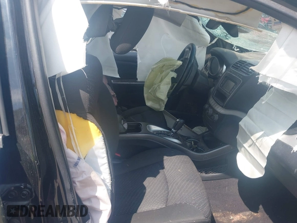 2018 Dodge Journey SE with VIN 3C4PDCAB6JT429409, listed as a IAAI auction lot 40161362 with Not Provided miles and . Bid and sale history available at DreamBid. Image 5.