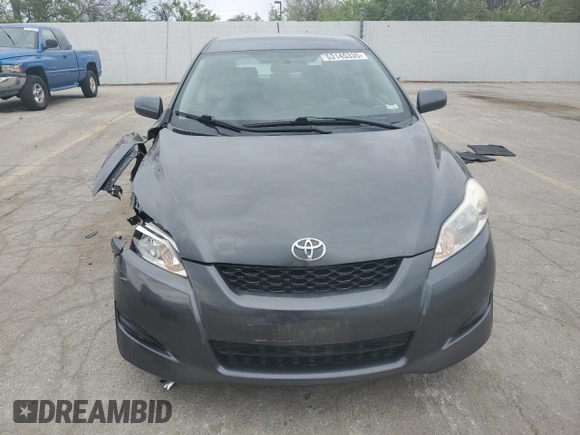 2011 Toyota Matrix z VIN 2T1KU4EE1BC738469, wystawiony jako Copart lot #53145335 z przebiegiem 69 787 mil mil oraz Szkoda całkowita • Salvage title. Historia ofert i sprzedaży dostępna na DreamBid. Obrazek 5.