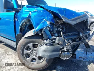 2023 Ford Bronco z VIN 1FMEE5BP1PLA88463, wystawiony jako IAAI lot #41871905 z przebiegiem 36 223 mil mil oraz . Historia ofert i sprzedaży dostępna na DreamBid. Obrazek 6.