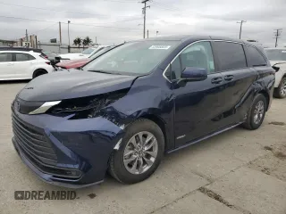 2021 Toyota Sienna LE with VIN 5TDKRKEC6MS013416, listed as a Copart auction lot 53908805 with 93,170 mi miles and Salvage Title. Bid and sale history available at carsss.com. Image 1.