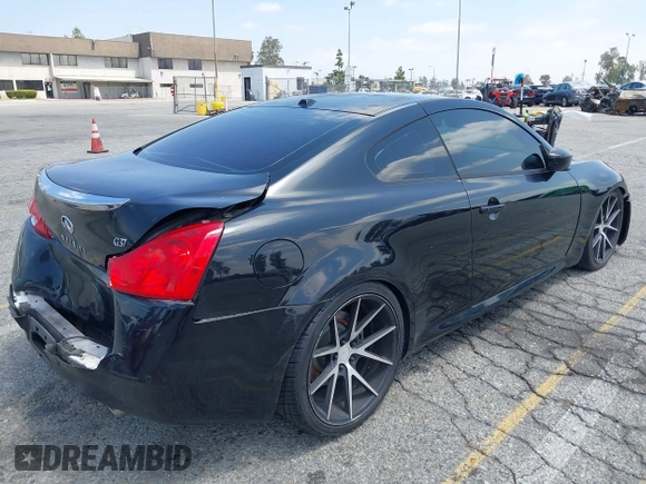 2013 Infiniti G37 IPL with VIN JN1CV6EK3DM920640, listed as a IAAI auction lot 42092727 with 206,880 mi miles. Bid and sale history available at carsss.com. Image 4.