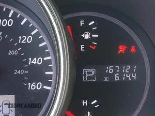 2011 Nissan Murano SV z VIN JN8AZ1MU0BW050821, wystawiony jako IAAI lot #41915011 z przebiegiem 167 121 mil mil oraz . Historia ofert i sprzedaży dostępna na DreamBid. Obrazek 15.