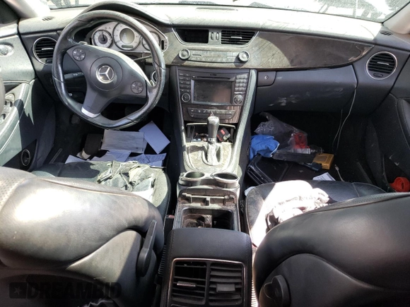 2010 Mercedes-Benz CLS 550 с VIN WDDDJ7CB3AA161609, выставлен на аукционе Copart как лот 60133343 с пробегом Не указан миль и Списание • Salvage title. История ставок и продаж доступна на DreamBid. Изображение 8.