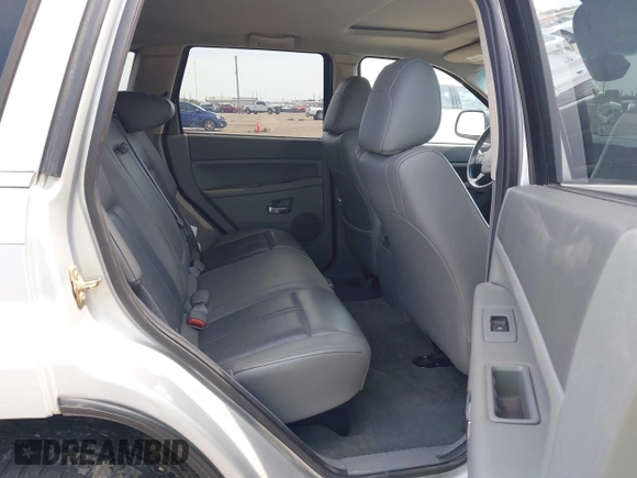 2006 Jeep Grand Cherokee Limited with VIN 1J4HR582X6C228200, listed as a IAAI auction lot 42231419 with 138,291 mi miles and . Bid and sale history available at DreamBid. Image 8.