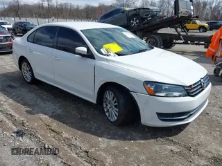 2013 Volkswagen Passat S with VIN 1VWAP7A34DC083824, listed as a IAAI auction lot 41814889 with 158,616 mi miles and . Bid and sale history available at DreamBid. Image 1.