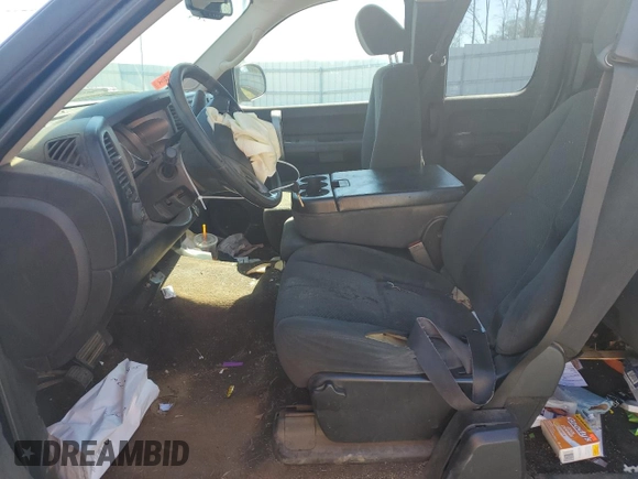 2007 GMC Sierra 1500 SLE1 with VIN 2GTEC19C971711856, listed as a Copart auction lot 49693165 with 329,400 mi miles and Salvage Title. Bid and sale history available at DreamBid. Image 7.