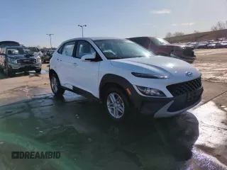 2022 Hyundai Kona SE z VIN KM8K2CAB1NU830115, wystawiony jako Copart lot #52919145 z przebiegiem 42 621 mil mil oraz Szkoda całkowita • Salvage title. Historia ofert i sprzedaży dostępna na DreamBid. Obrazek 15.