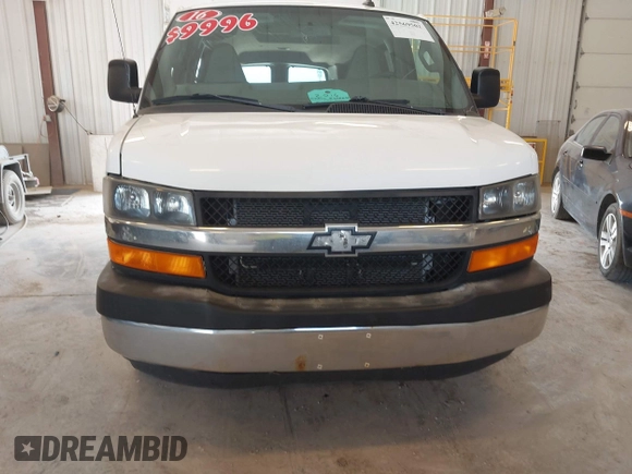 2016 Chevrolet Express Passenger LT with VIN 1GAZGMFG6G1222747, listed as a IAAI auction lot 42569502 with 191,178 mi miles and . Bid and sale history available at DreamBid. Image 6.