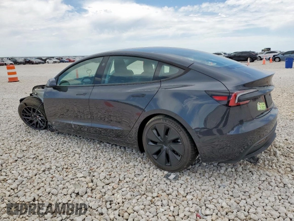 2025 Tesla Model 3 Long Range z VIN 5YJ3E1EA5SF000814, wystawiony jako Copart lot #57821595 z przebiegiem 727 mil mil oraz Szkoda całkowita • Salvage title. Historia ofert i sprzedaży dostępna na DreamBid. Obrazek 2.