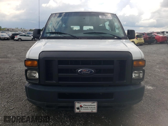 2008 Ford Econoline Passenger XL with VIN 1FMNE11W58DB33613, listed as a Copart auction lot 59142445 with 70,107 mi miles and Salvage title. Bid and sale history available at DreamBid. Image 5.