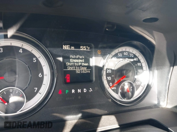 2017 Ram 1500 SLT z VIN 1C6RR6GG9HS804033, wystawiony jako IAAI lot #41707426 z przebiegiem 92 182 mil mil oraz . Historia ofert i sprzedaży dostępna na DreamBid. Obrazek 7.