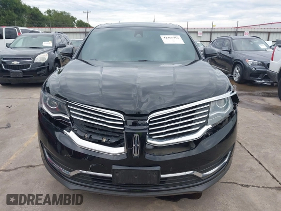 2018 Lincoln MKX Reserve with VIN 2LMPJ8LP3JBL18035, listed as a IAAI auction lot 42465412 with 114,157 mi miles and . Bid and sale history available at DreamBid. Image 6.
