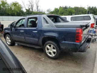 2012 Chevrolet Avalanche LS with VIN 3GNTKEE78CG187750, listed as a Copart auction lot 64386854 with 195,477 mi miles and Clean Title. Bid and sale history available at carsss.com. Image 2.
