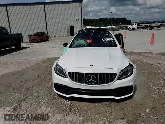 2019 Mercedes-Benz C 63 S AMG z VIN WDDWJ8HB1KF899291, wystawiony jako Copart lot #70641174 z przebiegiem Nie podano mil oraz Nie do naprawy • Non repairable. Historia ofert i sprzedaży dostępna na DreamBid. Obrazek 11.