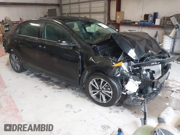 2022 Kia Forte LXS with VIN 3KPF24AD6NE467743, listed as a IAAI auction lot 42019354 with 36,496 mi miles and . Bid and sale history available at DreamBid. Image 1.