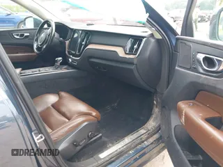 2019 Volvo XC60 Momentum с VIN LYVA22RK6KB219906, выставлен на аукционе IAAI как лот 42484901 с пробегом 80 109 миль миль и . История ставок и продаж доступна на DreamBid. Изображение 5.