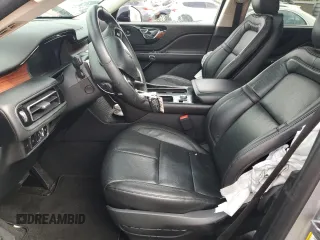 2023 Lincoln Aviator Reserve z VIN 5LM5J7WCXPGL20322, wystawiony jako Copart lot #58003605 z przebiegiem 14 563 mil mil oraz Szkoda całkowita • Salvage title. Historia ofert i sprzedaży dostępna na DreamBid. Obrazek 7.