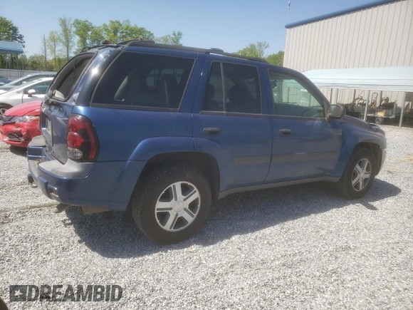2005 Chevrolet TrailBlazer LS with VIN 1GNDS13S452221697, listed as a Copart auction lot 51628635 with 172,866 mi miles and Salvage Title. Bid and sale history available at DreamBid. Image 3.
