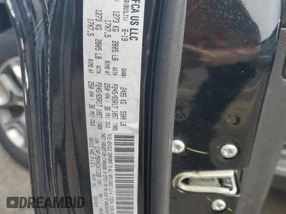 2019 Jeep Cherokee Trailhawk z VIN 1C4PJMBXXKD471338, wystawiony jako Copart lot #59880765 z przebiegiem 59 546 mil mil oraz Szkoda całkowita • Salvage title. Historia ofert i sprzedaży dostępna na DreamBid. Obrazek 13.